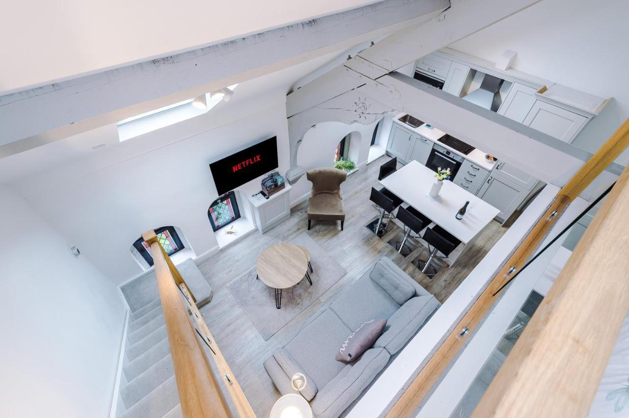 The Old Chapel Apartment Chester Bagian luar foto