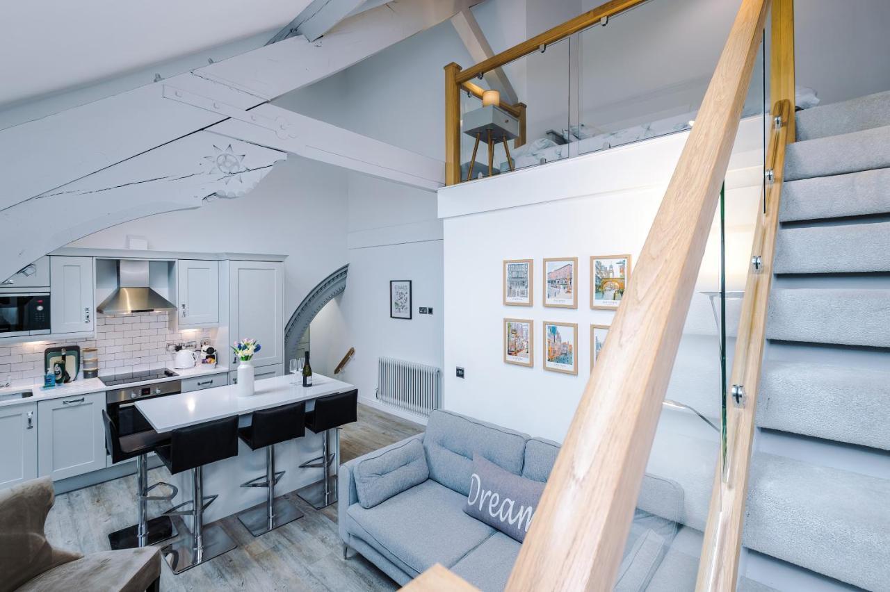The Old Chapel Apartment Chester Bagian luar foto