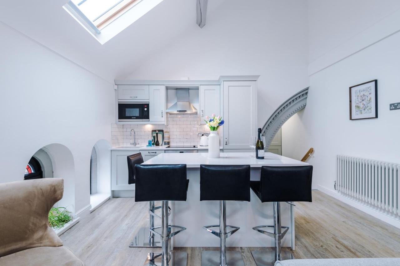 The Old Chapel Apartment Chester Bagian luar foto