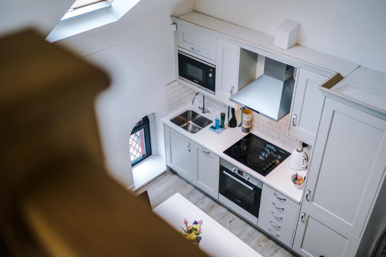 The Old Chapel Apartment Chester Bagian luar foto